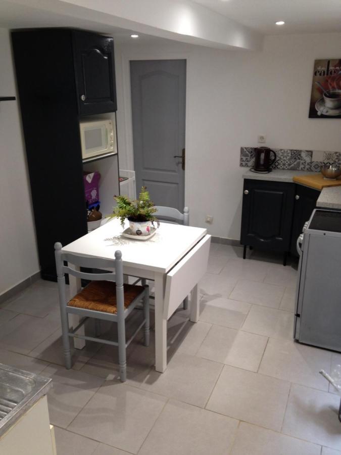Maison De Centre Ville 6 Personnes Précigné Exterior foto